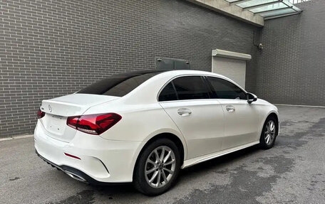 Mercedes-Benz A-Класс, 2022 год, 1 895 099 рублей, 4 фотография