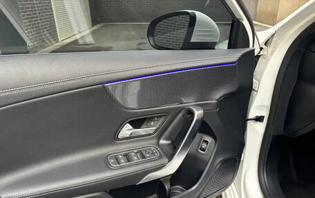 Mercedes-Benz A-Класс, 2022 год, 1 895 099 рублей, 13 фотография