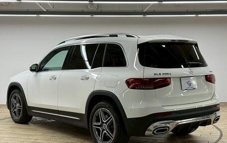 Mercedes-Benz GLB, 2022 год, 2 190 007 рублей, 4 фотография