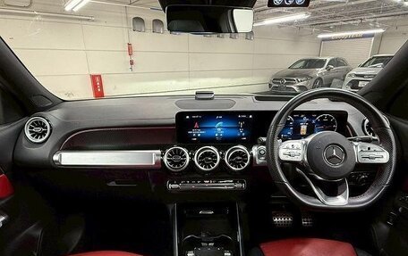 Mercedes-Benz GLB, 2022 год, 2 190 007 рублей, 8 фотография