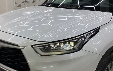 Toyota Highlander, 2023 год, 6 400 000 рублей, 4 фотография