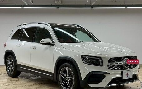 Mercedes-Benz GLB, 2022 год, 2 190 007 рублей, 3 фотография
