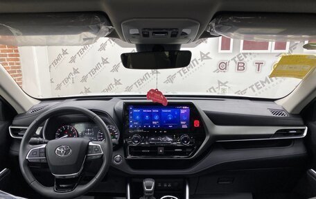 Toyota Highlander, 2023 год, 6 400 000 рублей, 28 фотография