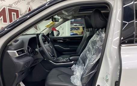 Toyota Highlander, 2023 год, 6 400 000 рублей, 30 фотография