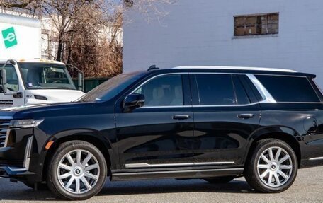 Cadillac Escalade V, 2022 год, 9 100 001 рублей, 5 фотография