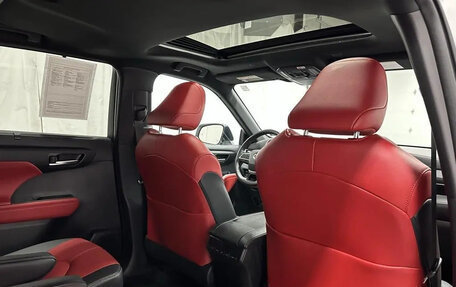 Toyota Highlander, 2025 год, 6 100 000 рублей, 35 фотография