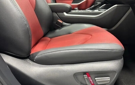 Toyota Highlander, 2025 год, 6 100 000 рублей, 33 фотография