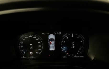 Volvo V60 Cross Country II, 2021 год, 4 100 000 рублей, 11 фотография