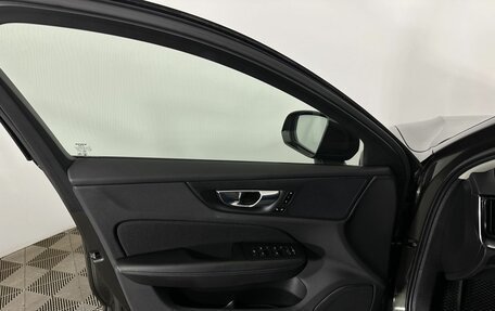 Volvo V60 Cross Country II, 2021 год, 4 100 000 рублей, 8 фотография