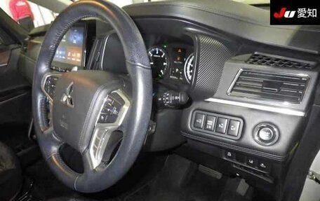 Mitsubishi Delica D:5 I, 2021 год, 2 800 005 рублей, 8 фотография