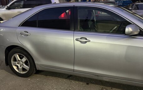 Toyota Camry, 2006 год, 800 000 рублей, 10 фотография