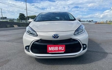 Toyota Aqua, 2022 год, 1 350 005 рублей, 2 фотография