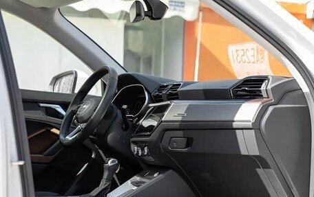 Audi Q3, 2022 год, 2 850 000 рублей, 13 фотография