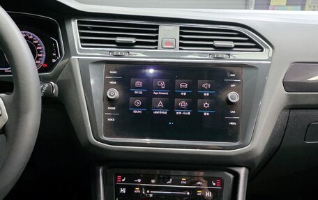 Volkswagen Tiguan II, 2022 год, 3 320 143 рублей, 10 фотография