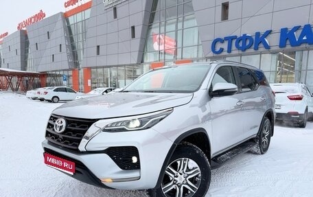 Toyota Fortuner II, 2021 год, 3 250 000 рублей, 1 фотография