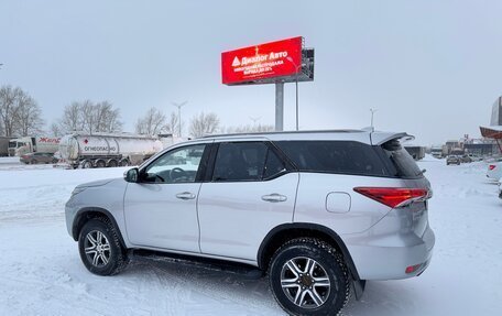 Toyota Fortuner II, 2021 год, 3 250 000 рублей, 8 фотография