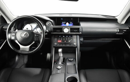 Lexus IS III, 2019 год, 3 200 000 рублей, 11 фотография