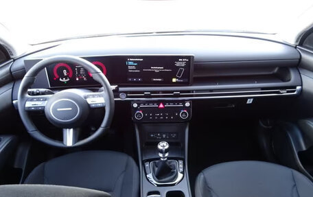 Hyundai Tucson, 2025 год, 4 720 000 рублей, 16 фотография