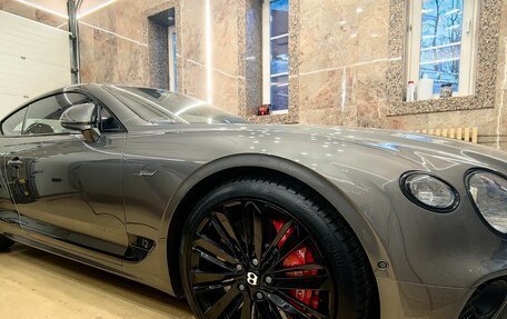 Bentley Continental GT III, 2021 год, 28 000 000 рублей, 4 фотография