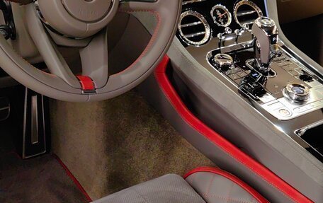 Bentley Continental GT III, 2021 год, 28 000 000 рублей, 18 фотография