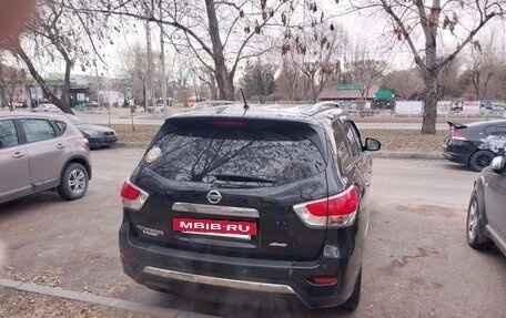 Nissan Pathfinder, 2015 год, 2 200 000 рублей, 4 фотография