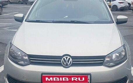 Volkswagen Polo VI (EU Market), 2012 год, 570 000 рублей, 1 фотография