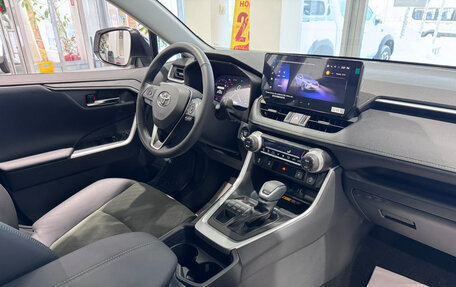 Toyota RAV4, 2025 год, 4 299 000 рублей, 12 фотография