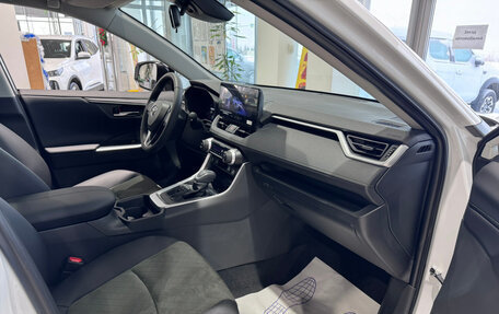 Toyota RAV4, 2025 год, 4 299 000 рублей, 11 фотография