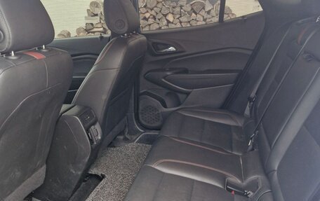Chevrolet Trax, 2024 год, 2 020 000 рублей, 6 фотография