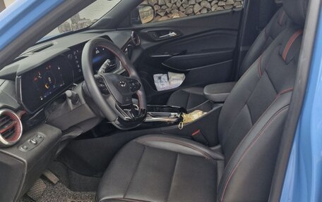 Chevrolet Trax, 2024 год, 2 020 000 рублей, 7 фотография