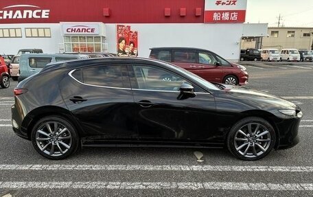 Mazda 3, 2022 год, 1 450 000 рублей, 4 фотография