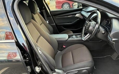 Mazda 3, 2022 год, 1 450 000 рублей, 14 фотография