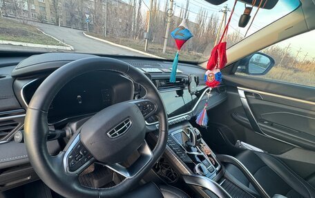 Geely Atlas, 2023 год, 2 300 000 рублей, 4 фотография