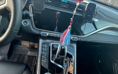 Geely Atlas, 2023 год, 2 300 000 рублей, 7 фотография