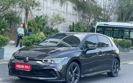 Volkswagen Golf VIII, 2021 год, 1 921 069 рублей, 1 фотография