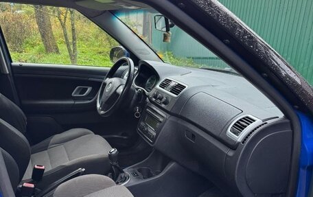 Skoda Fabia II, 2009 год, 570 000 рублей, 1 фотография