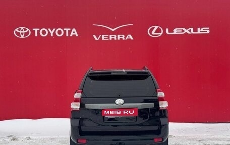 Toyota Land Cruiser Prado 150 рестайлинг 2, 2013 год, 3 450 500 рублей, 15 фотография