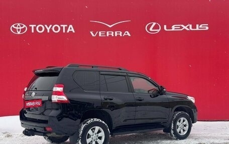 Toyota Land Cruiser Prado 150 рестайлинг 2, 2013 год, 3 450 500 рублей, 14 фотография