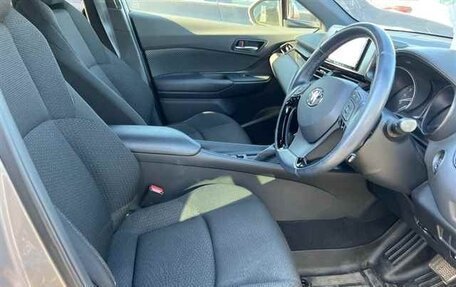 Toyota C-HR I рестайлинг, 2018 год, 1 550 005 рублей, 4 фотография