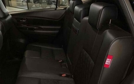 Toyota Harrier, 2017 год, 2 260 005 рублей, 12 фотография