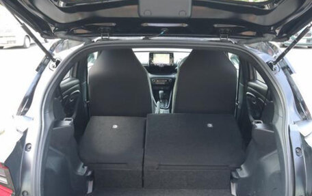 Toyota Yaris, 2021 год, 1 205 000 рублей, 11 фотография