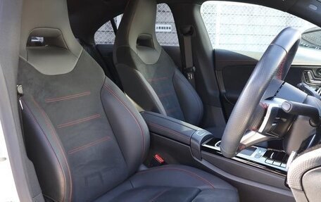 Mercedes-Benz CLA, 2022 год, 2 910 000 рублей, 11 фотография