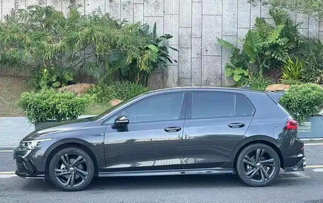 Volkswagen Golf VIII, 2021 год, 1 921 069 рублей, 6 фотография