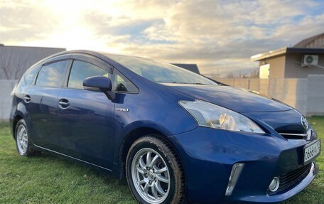 Toyota Prius Alpha I (ZVW40/41), 2013 год, 1 149 000 рублей, 3 фотография