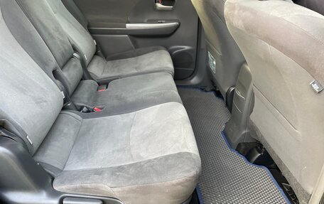 Toyota Prius Alpha I (ZVW40/41), 2013 год, 1 149 000 рублей, 8 фотография