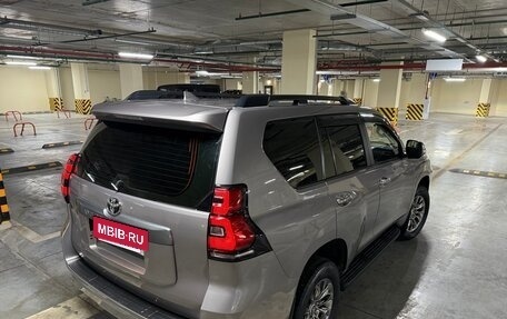 Toyota Land Cruiser Prado 150 рестайлинг 2, 2018 год, 4 350 000 рублей, 10 фотография