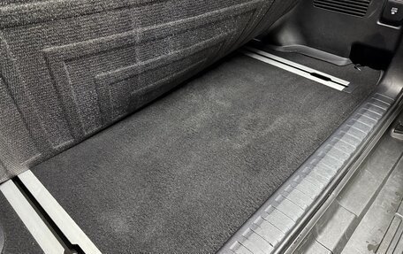 Toyota Land Cruiser Prado 150 рестайлинг 2, 2018 год, 4 350 000 рублей, 28 фотография