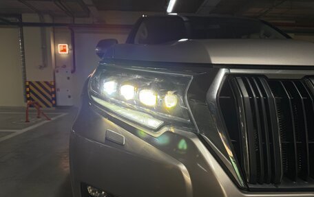 Toyota Land Cruiser Prado 150 рестайлинг 2, 2018 год, 4 350 000 рублей, 17 фотография