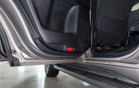 Toyota Land Cruiser Prado 150 рестайлинг 2, 2018 год, 4 350 000 рублей, 24 фотография