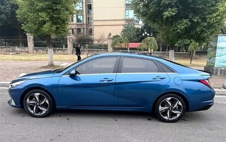 Hyundai Elantra, 2021 год, 1 300 000 рублей, 3 фотография